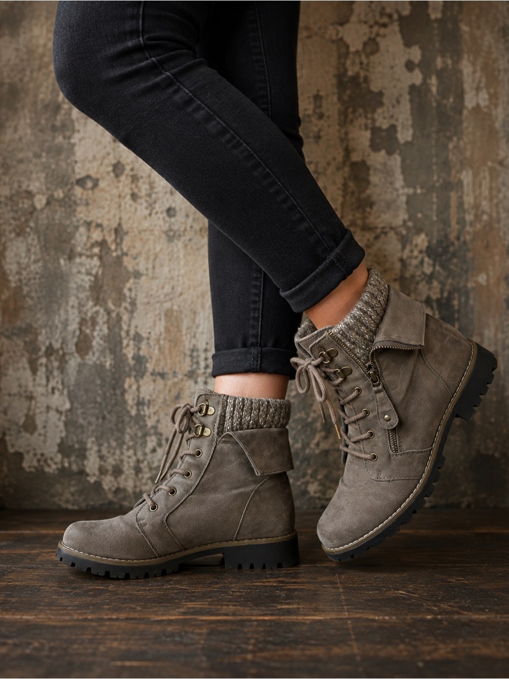 Cliffs Gray Taupe Lace-Up Quilt Knit Cuff Combat Boots Side Zip Lug Sole 10